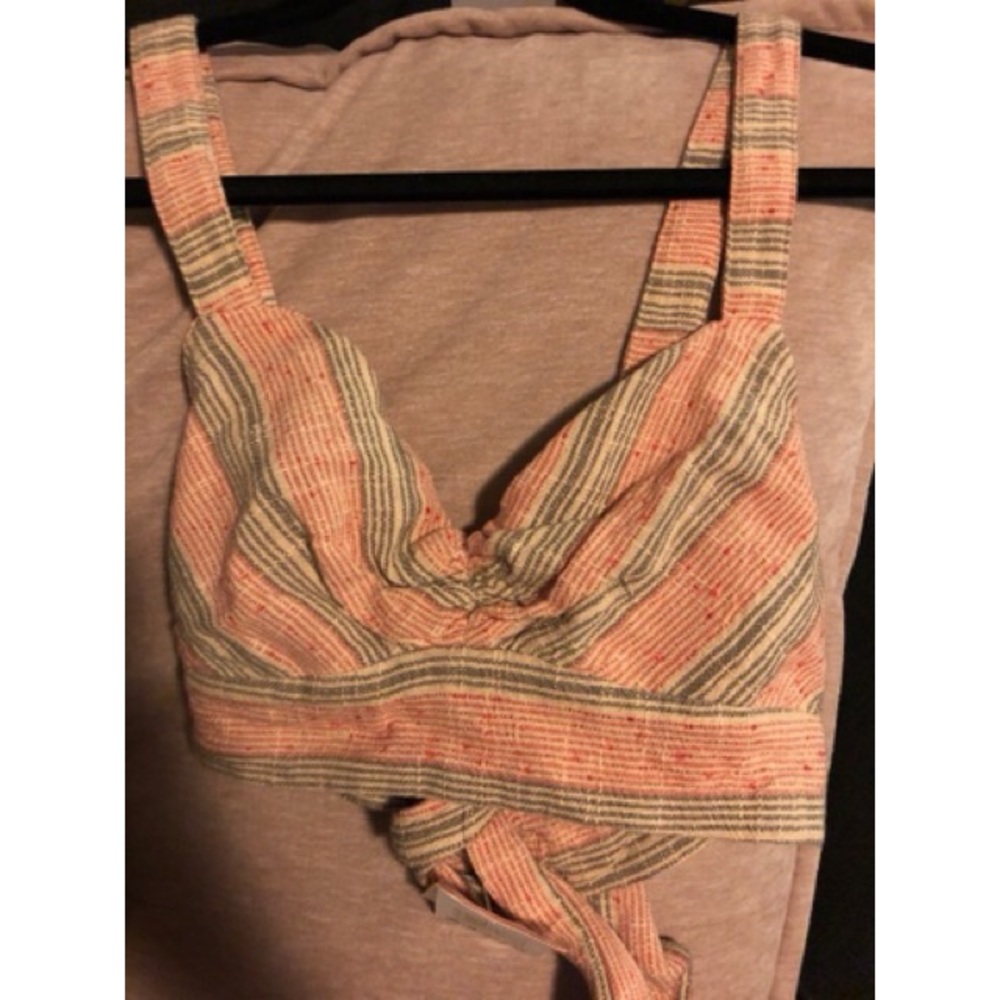 Urban Outfitters - Ecote Top